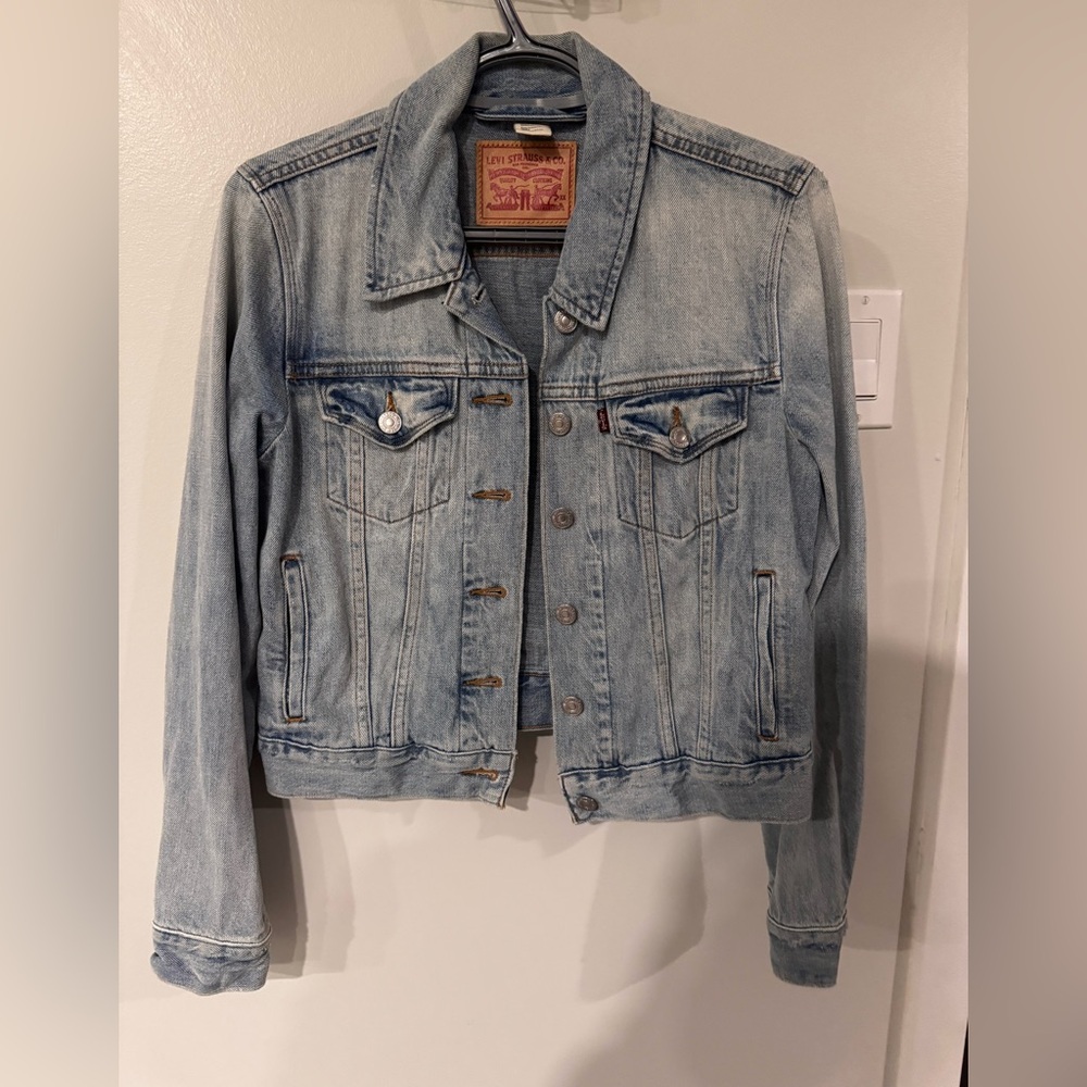 Levi’s women Jean jacket